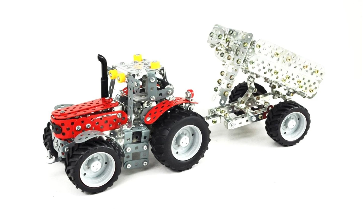 Tronico Mini Massey Ferguson MF5610 Met Aanhangwagen – 1 : 32 6 Tronico Mini Massey Ferguson MF5610 Met Aanhangwagen – 1 : 32 - Afbeelding 4