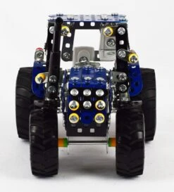 Tronico Mini New Holland T4 Met Aanhangwagen – 1 : 32 -Overdekte Speelgoeds Winkel new holland t4 met aanhanger tronico mini 10056 2