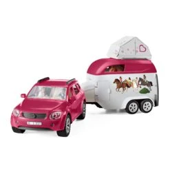 Schleich 42535 Avontuur Met Auto En Trailer HorseClub -Overdekte Speelgoeds Winkel schleich 42535 avontuur met auto en trailer 7 scaled 1