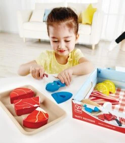 Vlees En Vis – Hape Tasty Proteins 9 Vlees En Vis – Hape Tasty Proteins -Overdekte Speelgoeds Winkel vis envlees hape e3155 tasty proteins 1 scaled 1